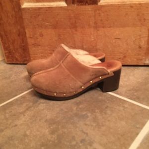 UGG Shoes - UGG Suede Kassi Clogs UGG Shoes - UGG Suede Kassi Clogs